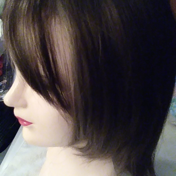 Ladies wig - Picture 2 of 16